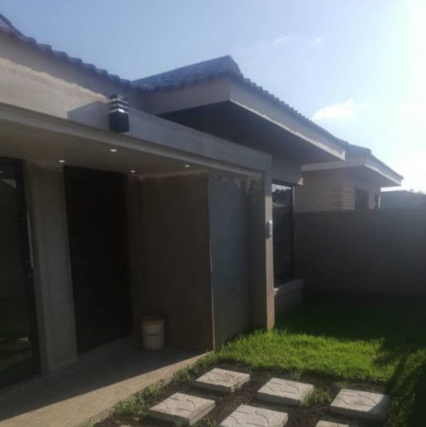 Aspindale Park 3 Bed House Harare 3